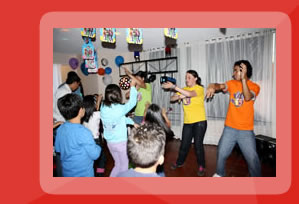 Shows musicales, mini carnavalito con sonido, luces y recreacion.